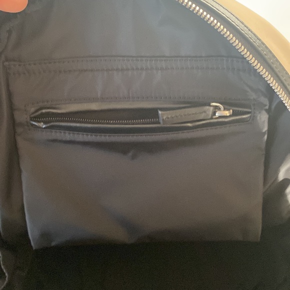 Want Les Essentiels Piper Backpack ✨ two tone zipper x lock x keys - Picture 15 of 17